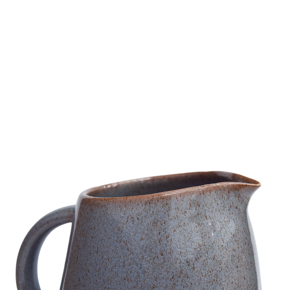 Pitcher / Taam