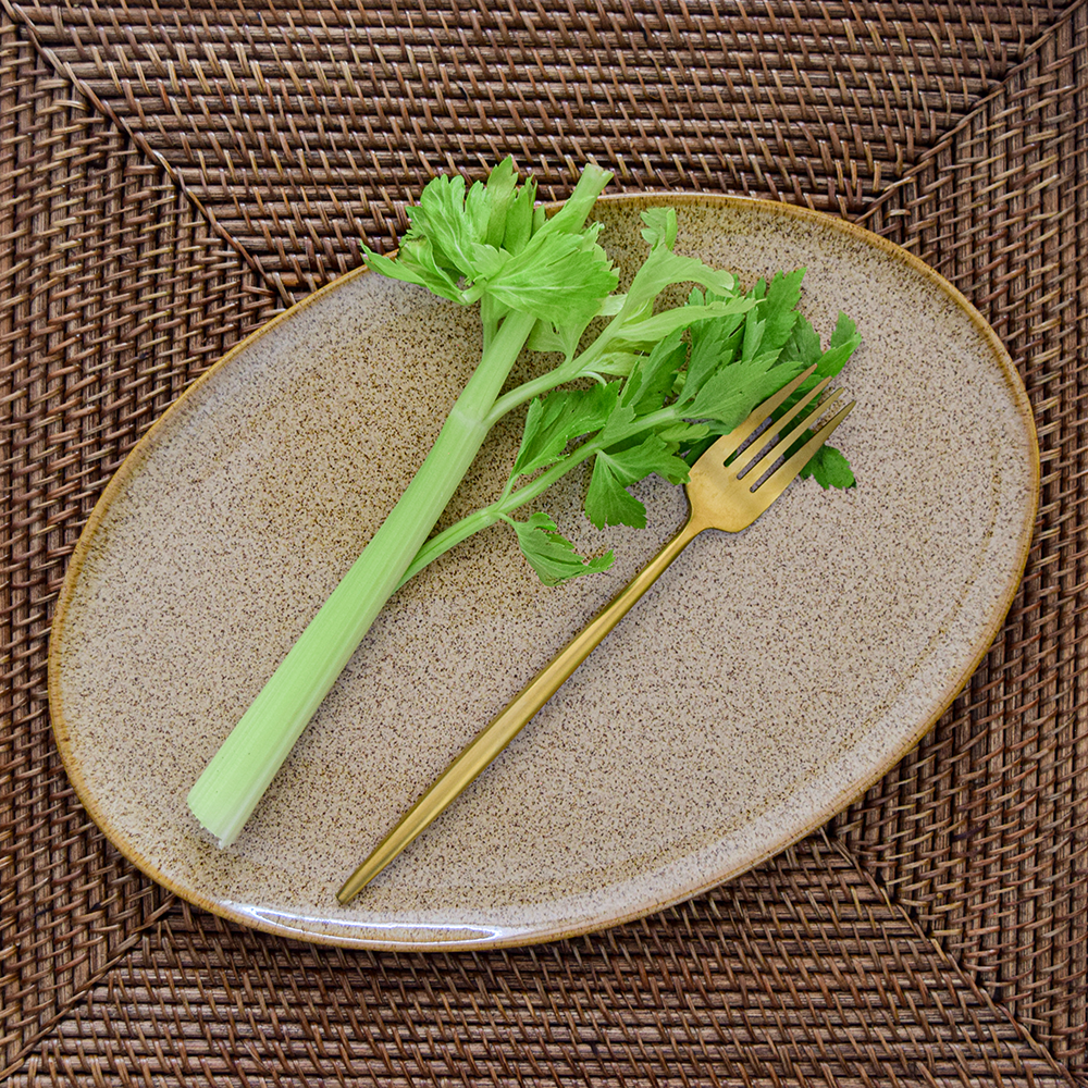 Oval Plate / Chab