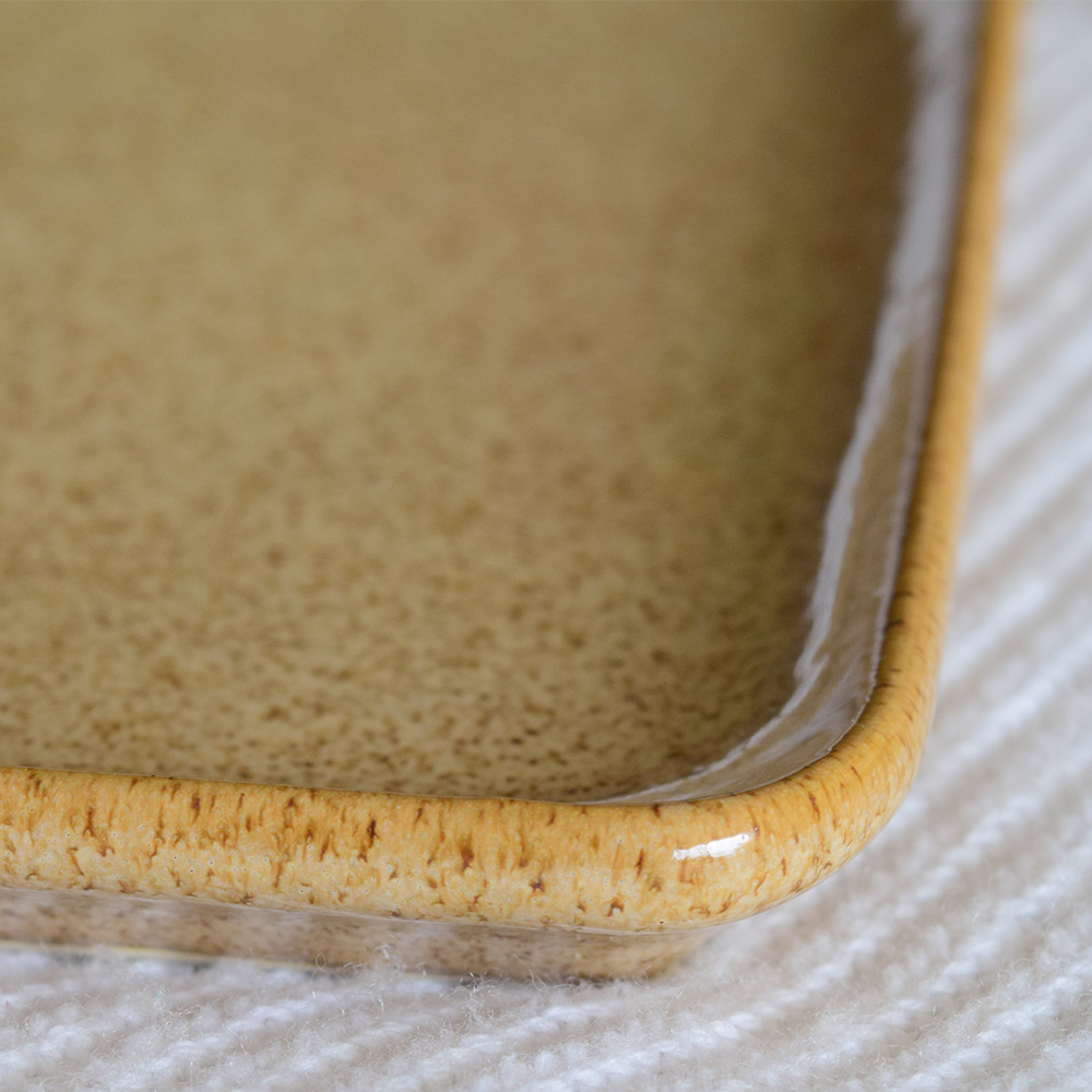 Wide Rectangular Plate / Chab